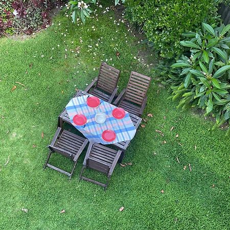Stylish, Sunny & Spacious 2 Bedroom Apartment, Mosman Sydney Exterior photo