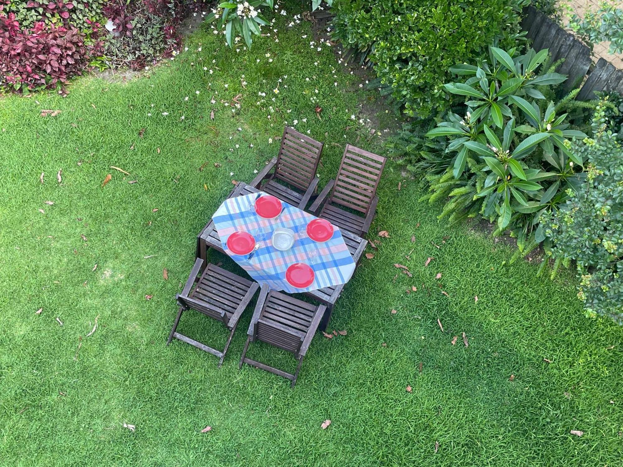 Stylish, Sunny & Spacious 2 Bedroom Apartment, Mosman Sydney Exterior photo